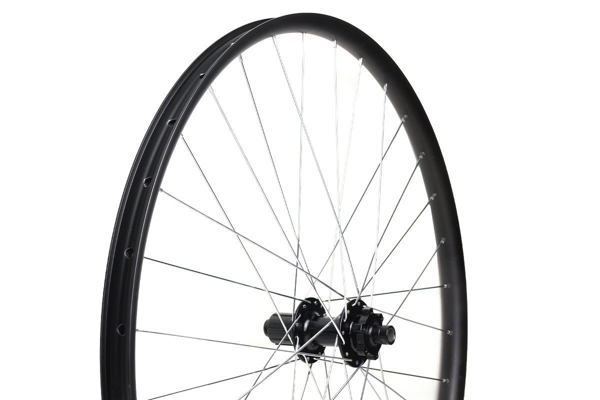 Колесо 29"MTB заднее, под кассету на 9-10 передач, двойной обод Citron DP-27 29" 32H, втулка Solon DH909TR, 32H, Disc, 142*12мм, 2 промподшипника, крепление IS6,ось 12мм, цвет черный